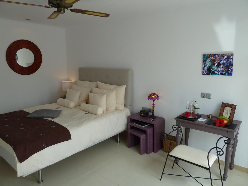 Resort Birdcage Gay Men And Lifestyle (adults Only) 4*